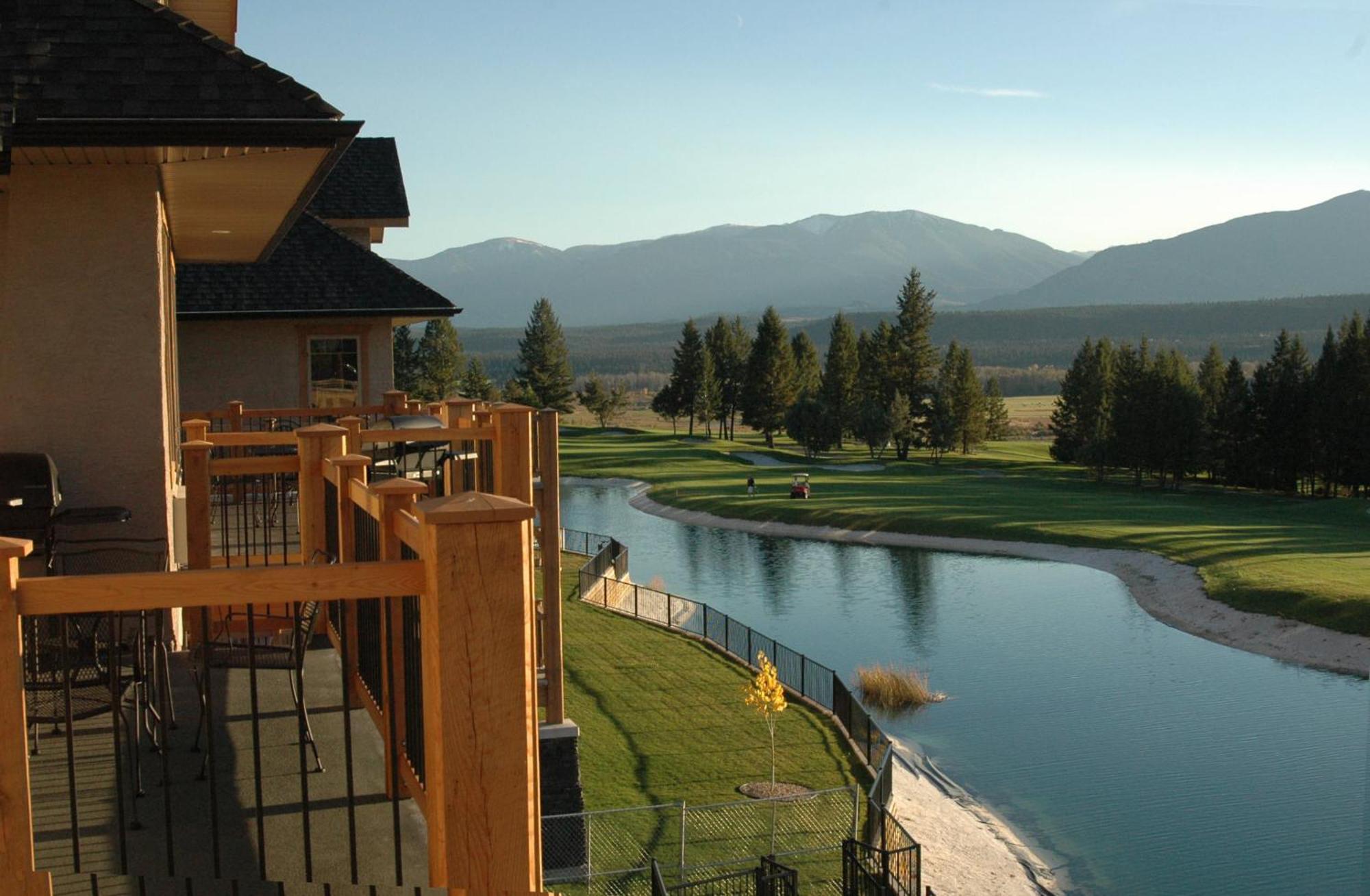 Bighorn Meadows Resort Radium Hot Springs Ngoại thất bức ảnh