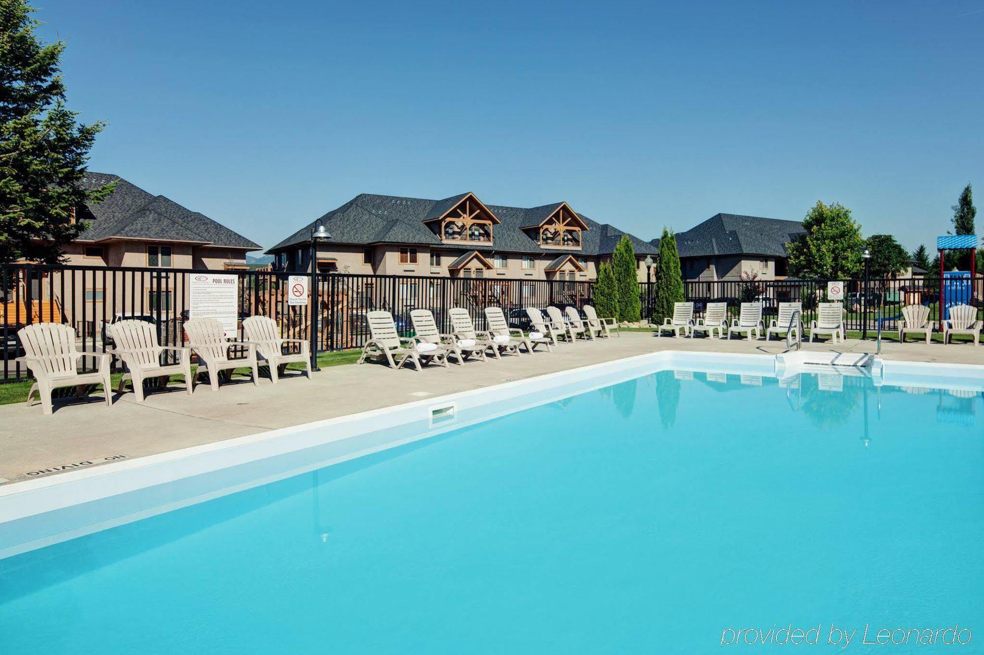 Bighorn Meadows Resort Radium Hot Springs Ngoại thất bức ảnh